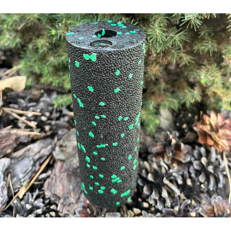 Массажный ролик (роллер) гладкий PowerPlay PP-4346 Mini EPP Foam Roller Черно/Зеленый (15x5,3см.)