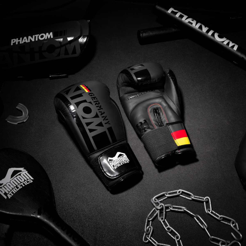 Перчатки для бокса Phantom Germany Black 12 унций (Бинты 4м. в подарок)